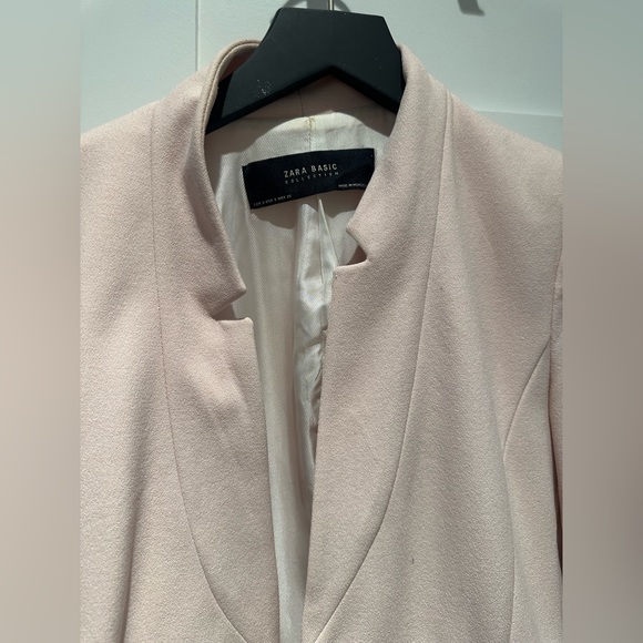 Form Fitting Pink Zara Trench Coat - Picture 2 of 3